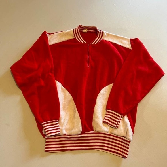 Vintage red and white pretty 1/2 zip L - Picture 1 of 9